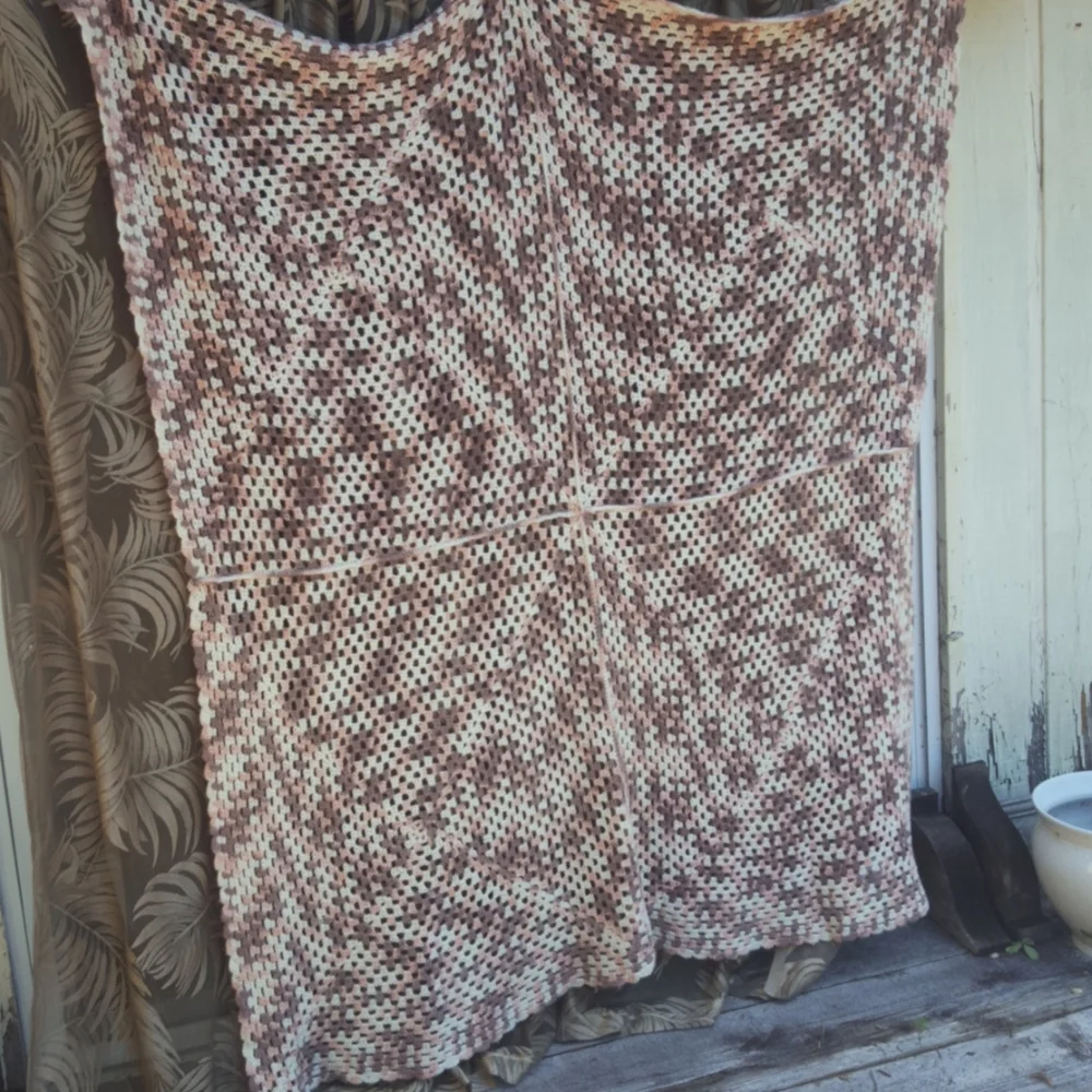 Crochet throw/ blanket